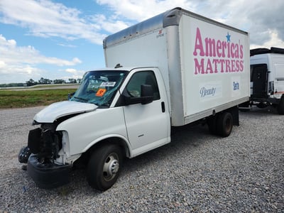 1GB3GSCG8J1****** 2018 Chevrolet Express