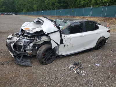4T1KZ1AK4NU****** 2022 Toyota Camry