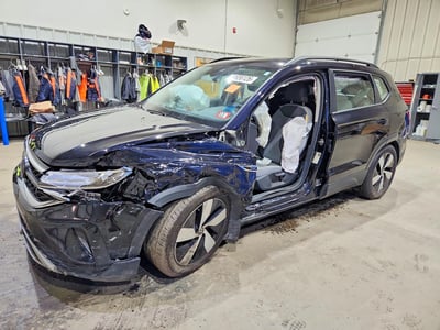 3VV8X7B28RM****** 2024 Volkswagen Taos