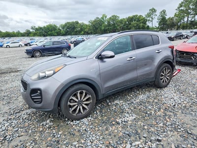 KNDPNCAC6J7****** 2018 Kia Sportage