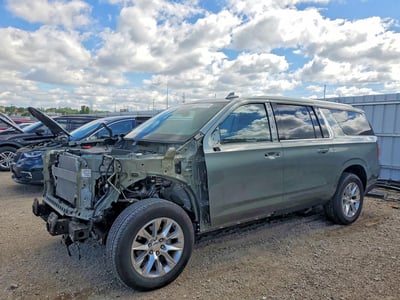 1GNSCFKD4PR****** 2023 Chevrolet Suburban