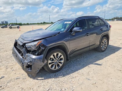 2T3C1RFV4PC****** 2023 Toyota RAV4