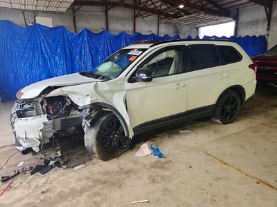 JA4AD3A33JZ****** 2018 Mitsubishi Outlander