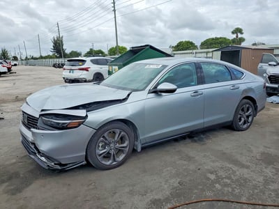 1HGCY2F61RA****** 2024 Honda Accord