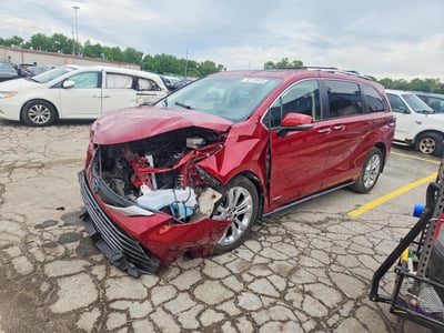 5TDERKEC1MS****** 2021 Toyota Sienna