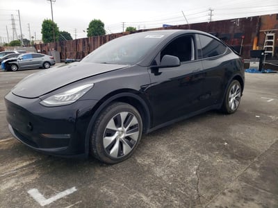 7SAYGDEE4PA****** 2023 Tesla Model Y