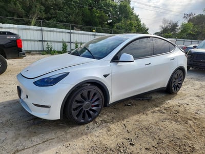 5YJYGDEF3MF****** 2021 Tesla Model Y