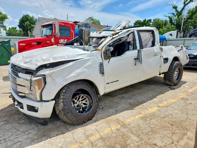 1FT8W3BT0HE****** 2017 Ford F-350