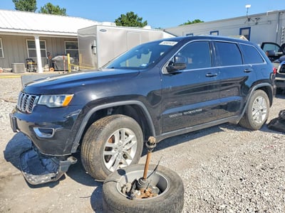 1C4RJEAG7JC****** 2018 Jeep Grand Cherokee