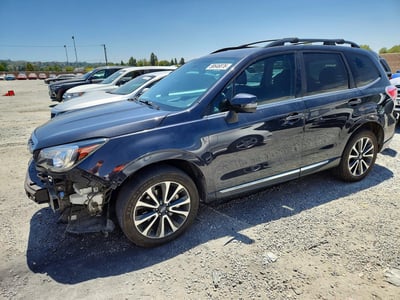 JF2SJGWC8JH****** 2018 Subaru Forester