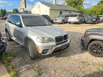 5UXZV4C56BL****** 2011 BMW X5