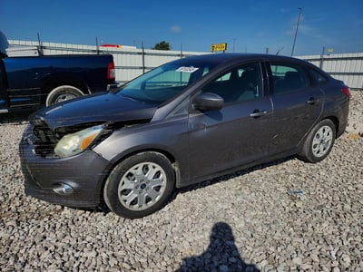 1FAHP3F26CL****** 2012 Ford Focus