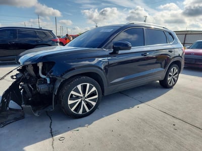 3VVEX7B25RM****** 2024 Volkswagen Taos