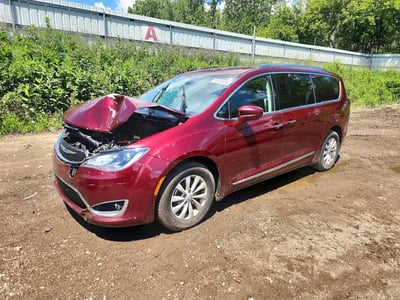 2C4RC1EG2JR****** 2018 Chrysler Pacifica
