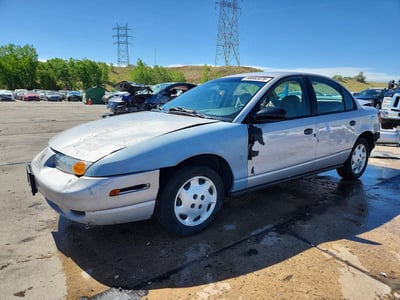 1G8ZG5283YZ****** 2000 Saturn SL