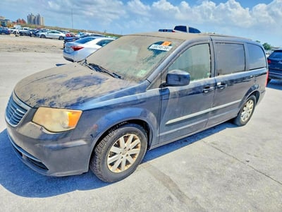 2C4RC1BG1ER****** 2014 Chrysler Town & Country