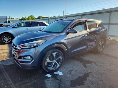 KM8J3CA21GU****** 2016 Hyundai Tucson