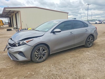 3KPF24AD7RE****** 2024 Kia Forte