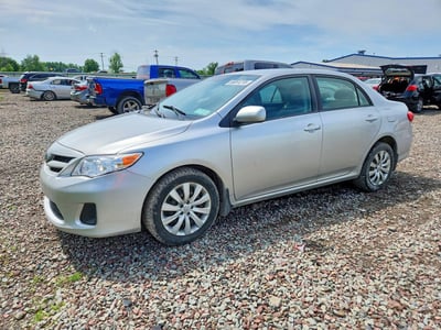 2T1BU4EE7CC****** 2011 Toyota Corolla