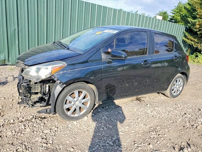 VNKKTUD38FA****** 2015 Toyota Yaris