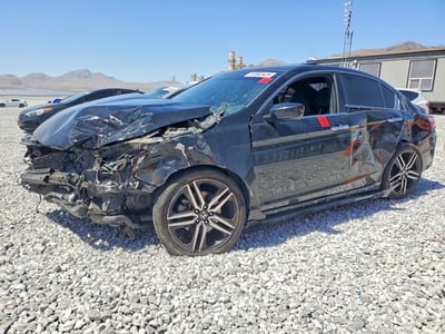 1HGCR2F58GA****** 2016 Honda Accord