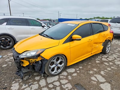 1FADP3L94DL****** 2013 Ford Focus