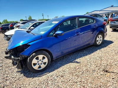 3KPFK4A73JE****** 2018 Kia Forte