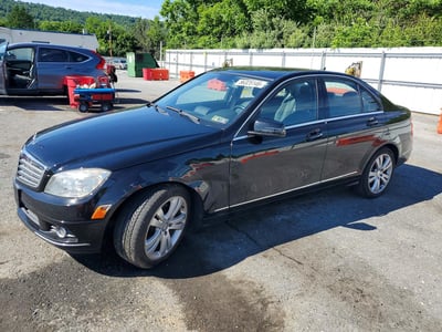WDDGF8BB9BR****** 2011 Mercedes-Benz C-Class
