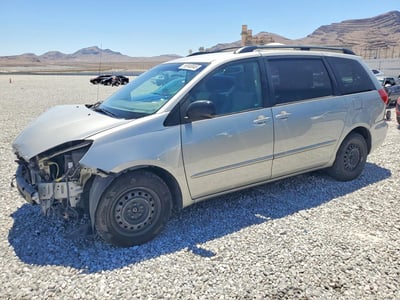 5TDKK4CC7AS****** 2010 Toyota Sienna