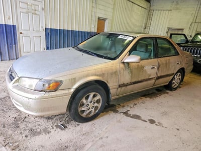 4T1BF22K5YU****** 2000 Toyota Camry