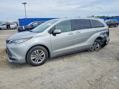 2021 Toyota Sienna