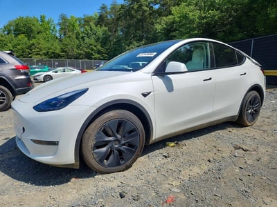 7SAYGAEE4RF****** 2024 Tesla Model Y