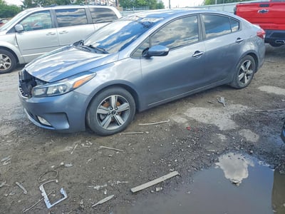 3KPFL4A77JE****** 2018 Kia Forte