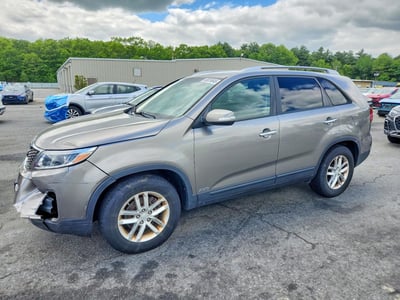 5XYKTDA67EG****** 2014 Kia Sorento