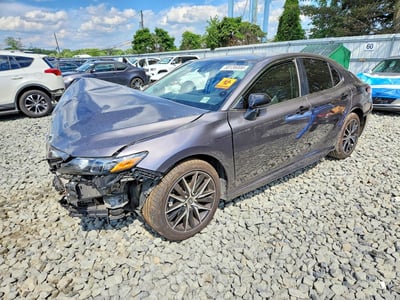 4T1T11AK8NU****** 2022 Toyota Camry