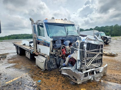 3ALHGNFG2LD****** 2020 Freightliner 122sd