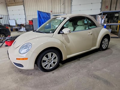 3VWRG3AL8AM****** 2010 Volkswagen New Beetle