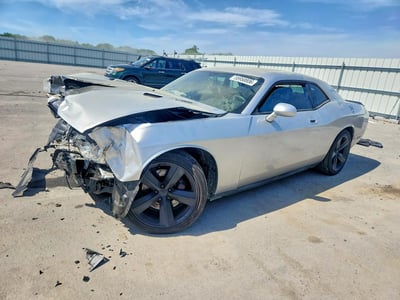 2B3CJ7DW9AH****** 2010 Dodge Challenger