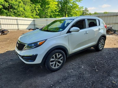 KNDPBCAC2F7****** 2015 Kia Sportage