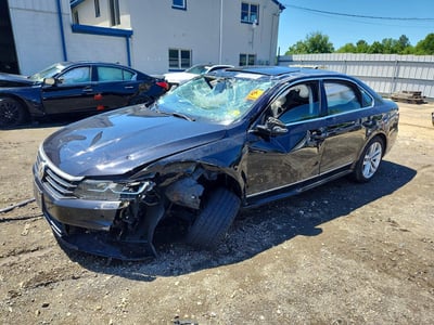 1VWGT7A39HC****** 2017 Volkswagen Passat