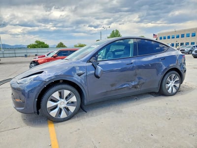 7SAYGDEE8PF****** 2023 Tesla Model Y