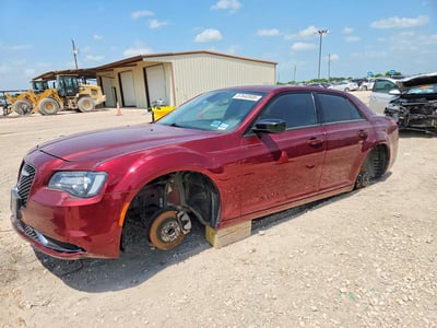 2C3CCAAG8JH****** 2018 Chrysler 300