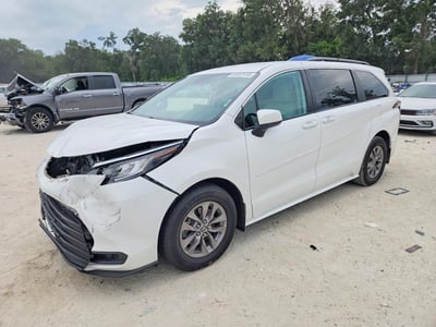 5TDKRKEC8NS****** 2022 Toyota Sienna