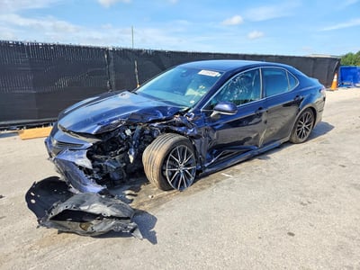 4T1T11AKXMU****** 2021 Toyota Camry