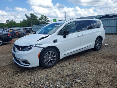 2C4RC1N79PR****** 2023 Chrysler Pacifica