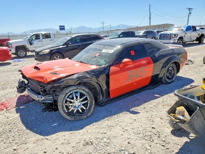 2C3CDZBT7GH****** 2016 Dodge Challenger