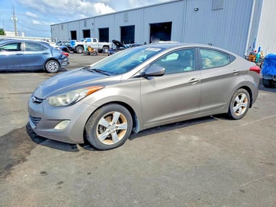 5NPDH4AE2DH****** 2013 Hyundai Elantra