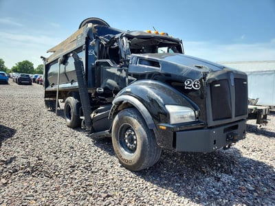 1NKZXPTX8PJ****** 2023 Kenworth T880