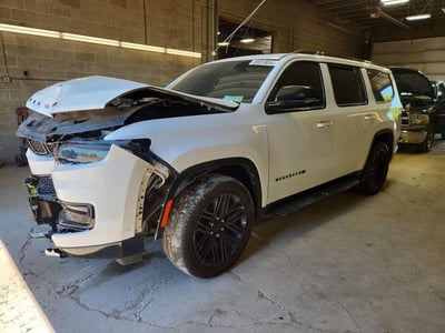 1C4SJVBP4RS****** 2024 Jeep Wagoneer