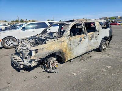 1GNSKHKC3GR****** 2016 Chevrolet Suburban